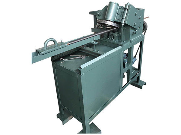Máquina para tubos aletados
