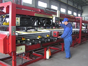 Máquina de expansion horizontal